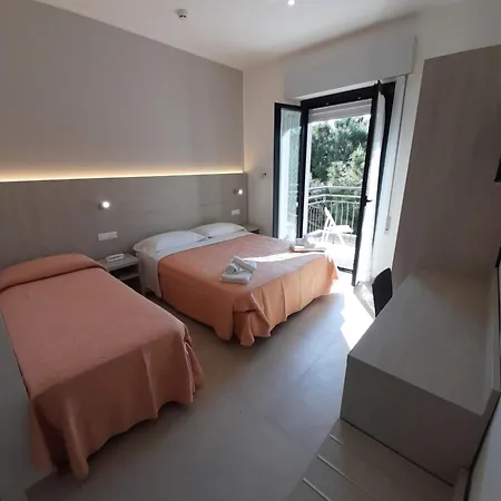Altamarea Hotell