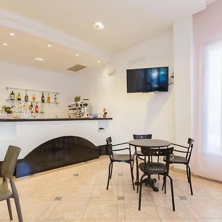 ホテル Altamarea ミザーノ・アドリアーティコ