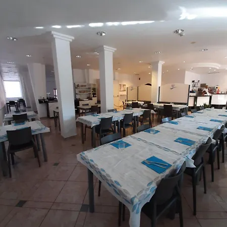 Hotel Altamarea 3*