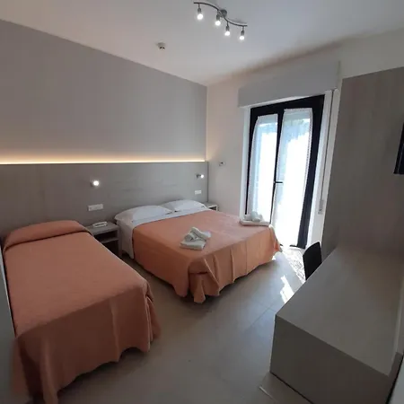 Altamarea Hotel 3*