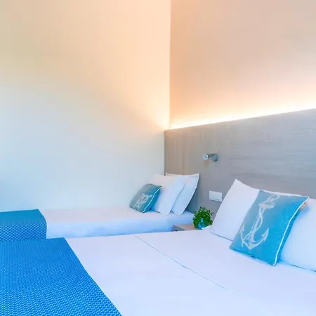 Hotel Altamarea 3*