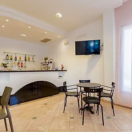 Altamarea מלון 3*